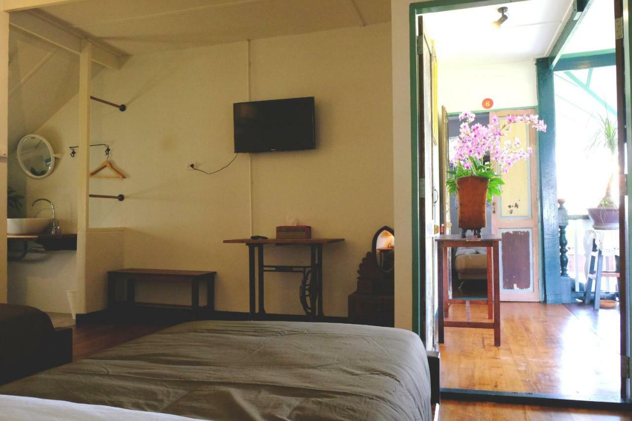 Pimthong Place Couette-café
