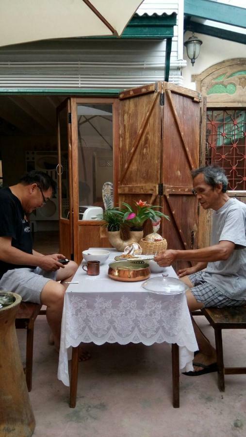 Acomodação com café da manhã  Pimthong Place Banguecoque
